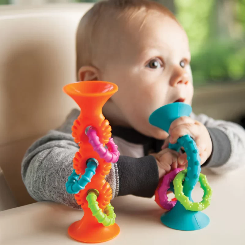 Mordedor y Sonajero PipSquigz Naranjo | FATBRAIN TOYS - Imagen 3